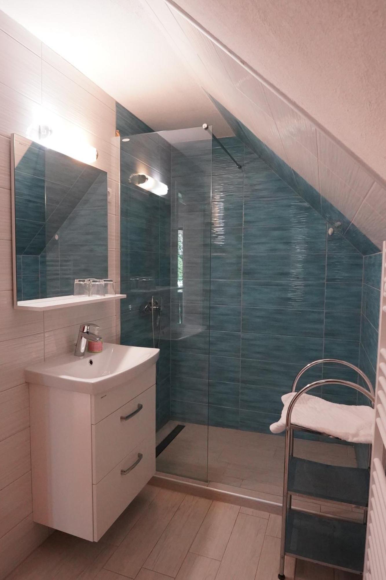 Sobe In Apartmaji Pri Ukcu Бохинь Экстерьер фото